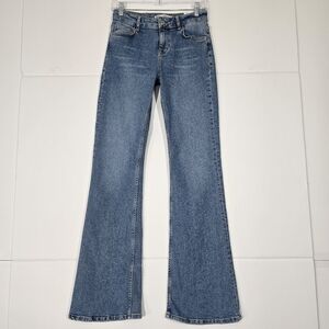 NWT Zara Flare Jeans Size 4 Blue Light Wash - 70s Y2K